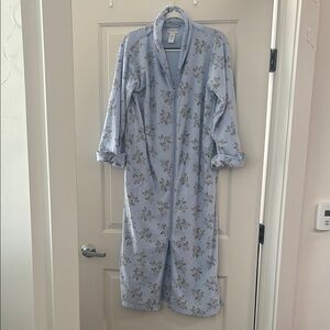 Liz Claiborne Floral Blue Zip-Up Fleece Robe/Housecoat, small